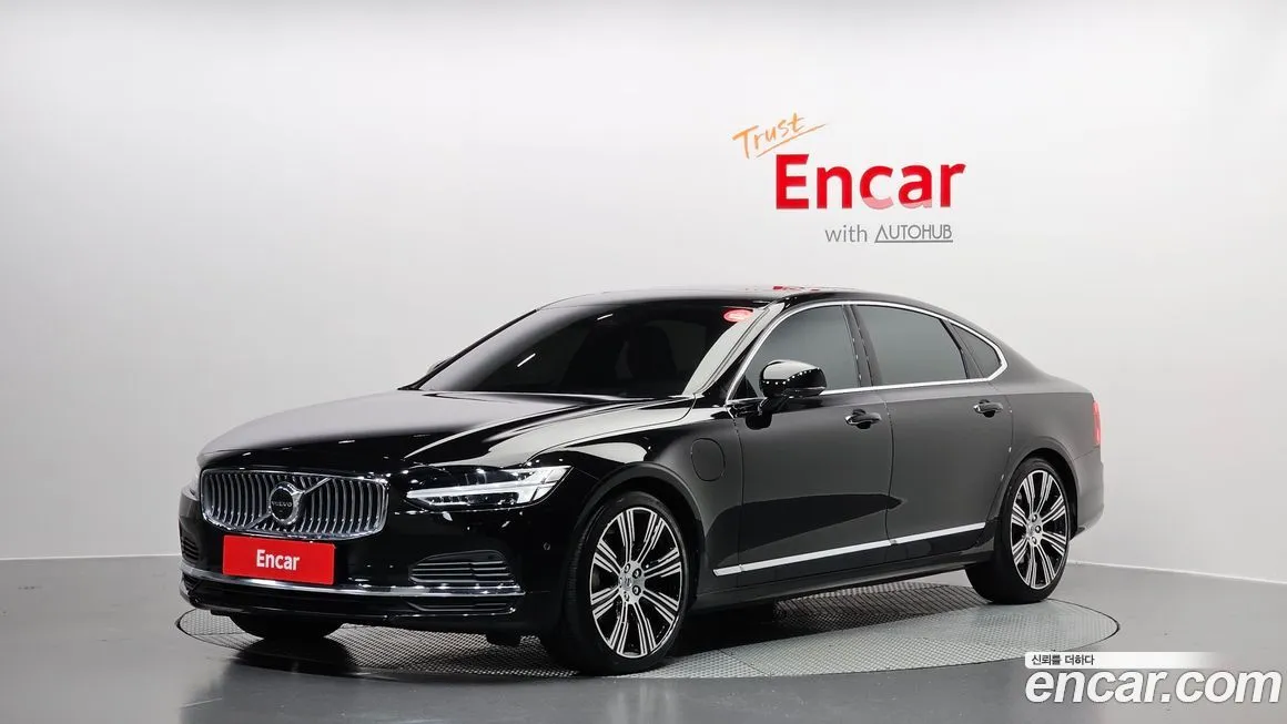 Volvo S90 — фото 1