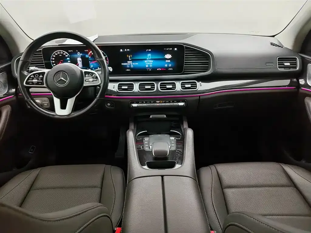 Mercedes-Benz GLE — фото 10