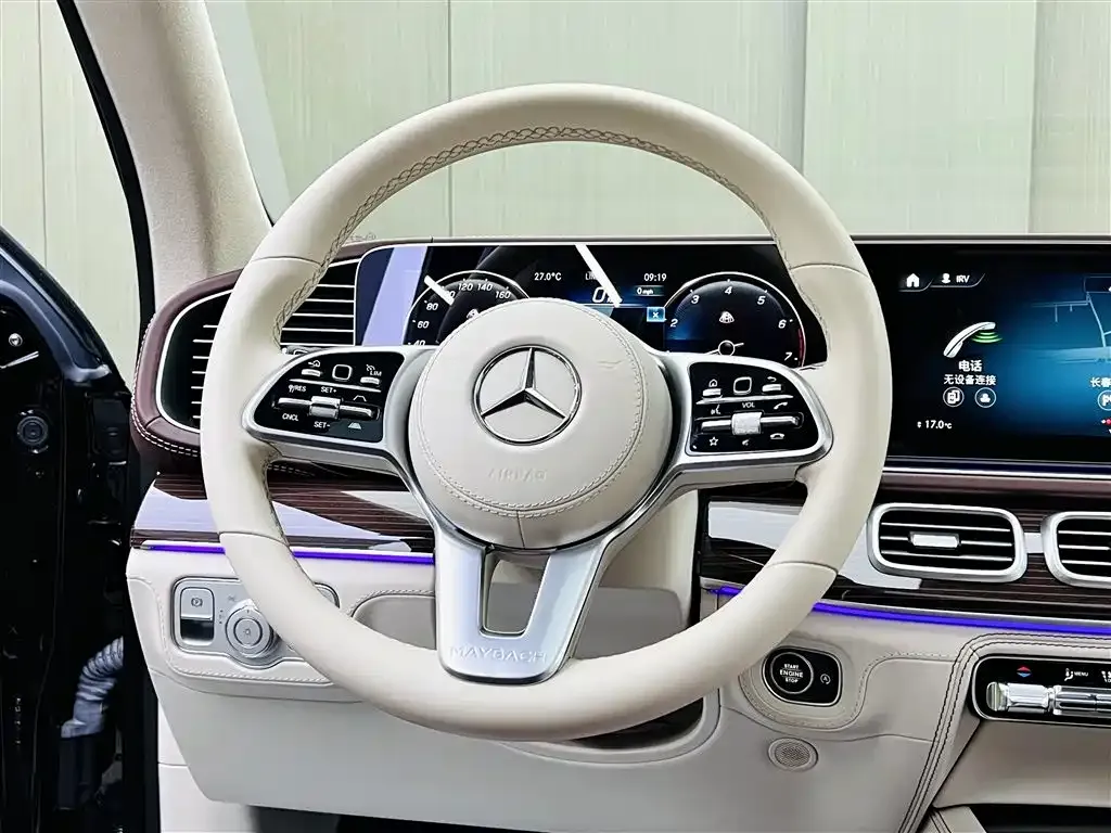 Mercedes-Benz GLS — фото 10