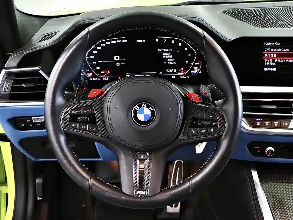 BMW M4 — фото 10