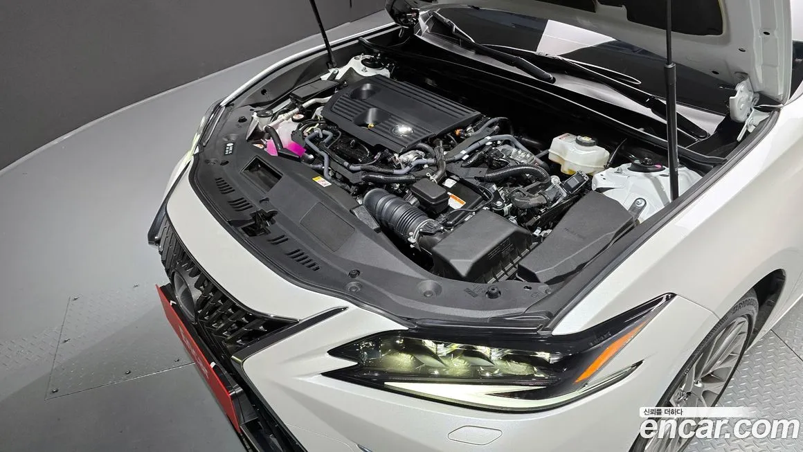 Lexus ES — фото 6