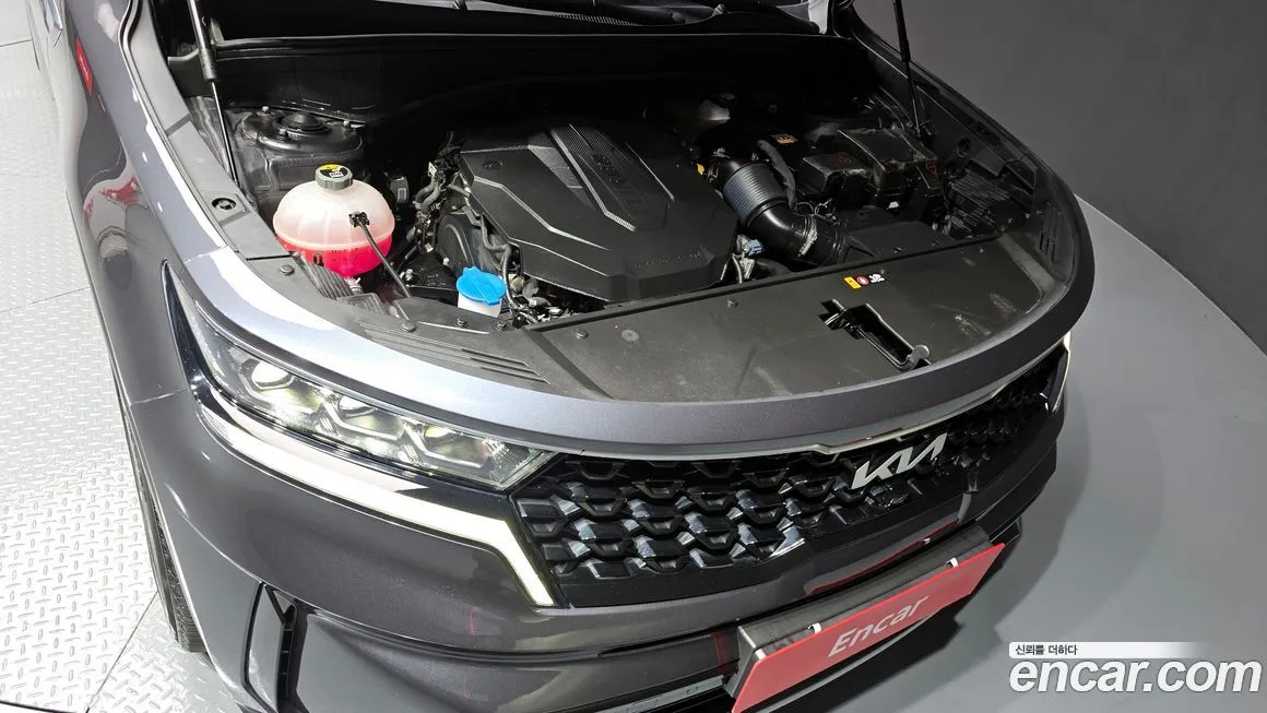 Kia Sorento — фото 6