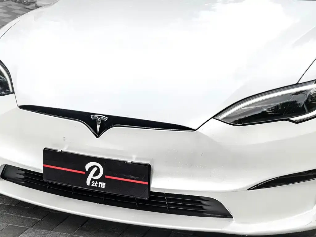 Tesla Model S — фото 8