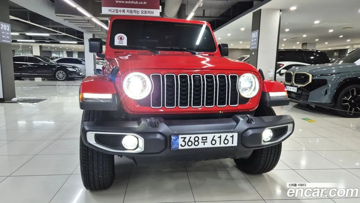 Jeep Wrangler — фото 1