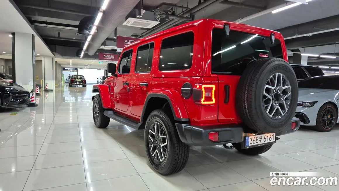 Jeep Wrangler — фото 5