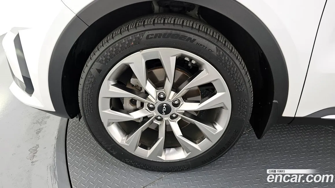 Kia Sorento — фото 5