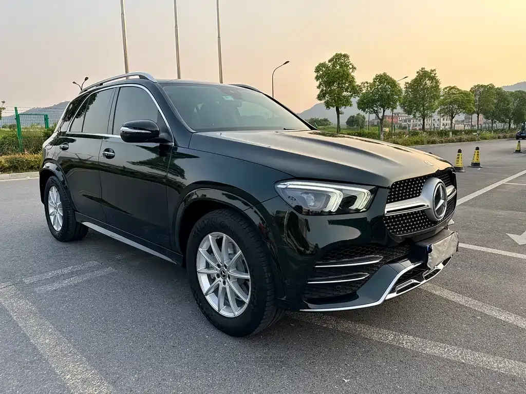 Mercedes-Benz GLE — фото 3