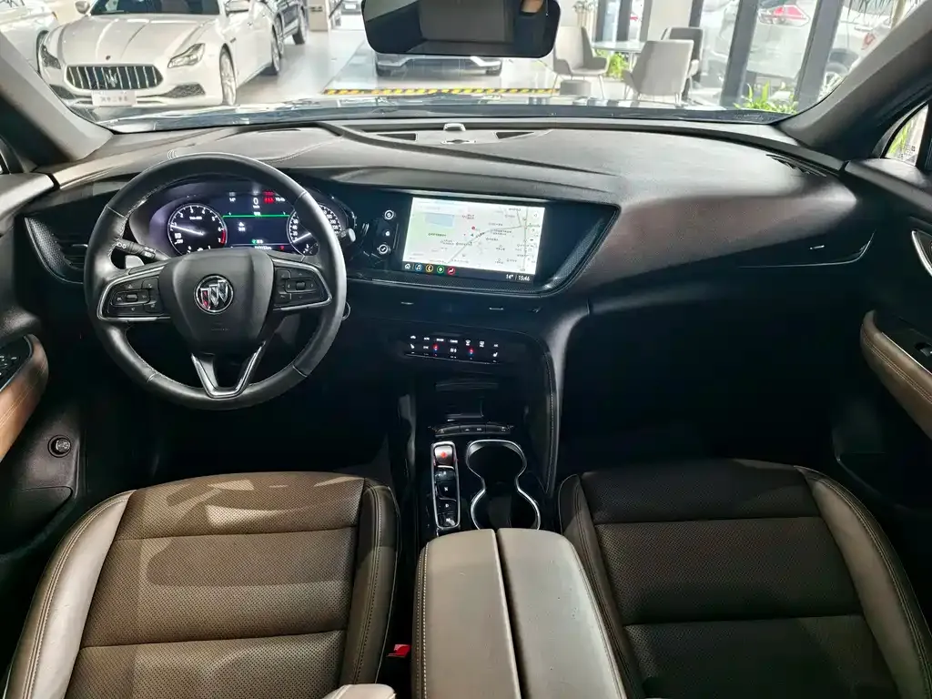 Buick Envision Plus — фото 10