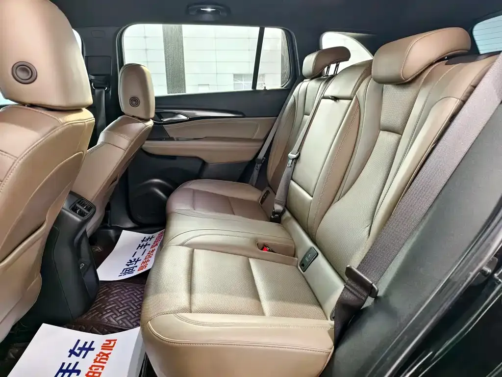 Buick Envision Plus — фото 7
