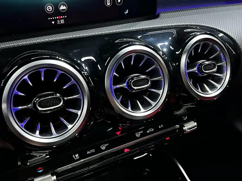 Mercedes-Benz A-Class AMG — фото 6