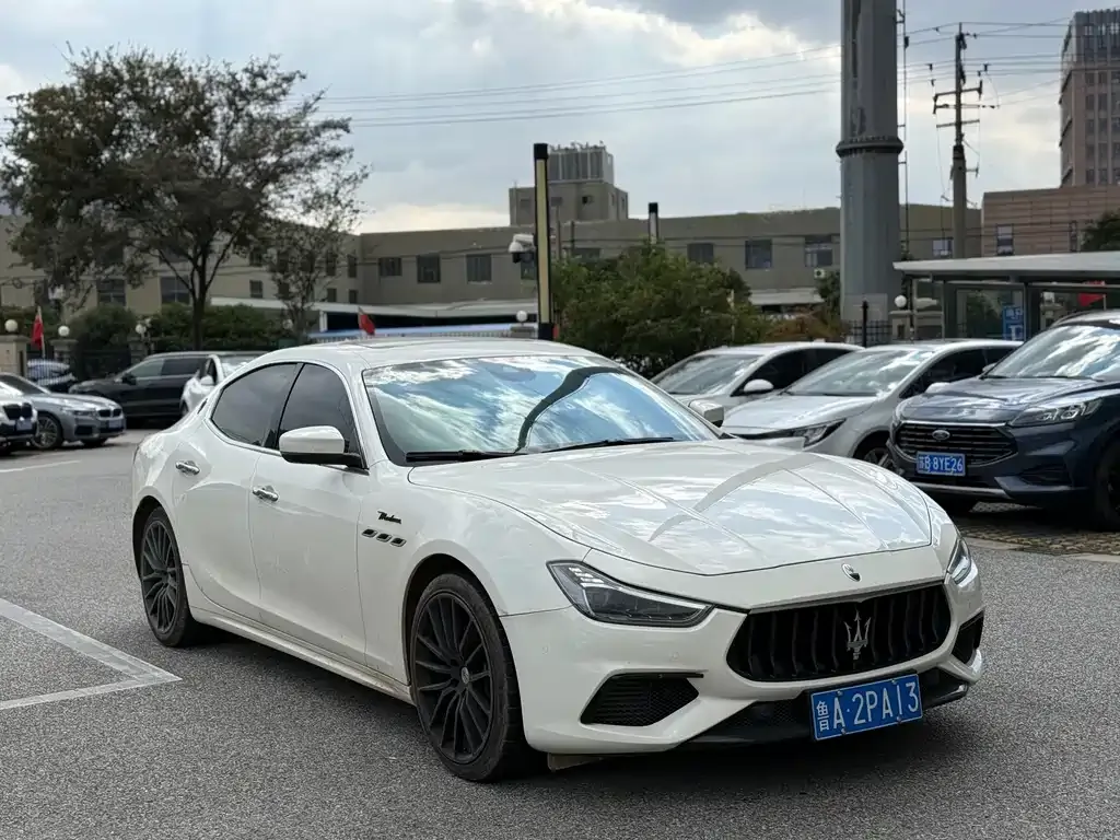 Maserati Ghibli — фото 3