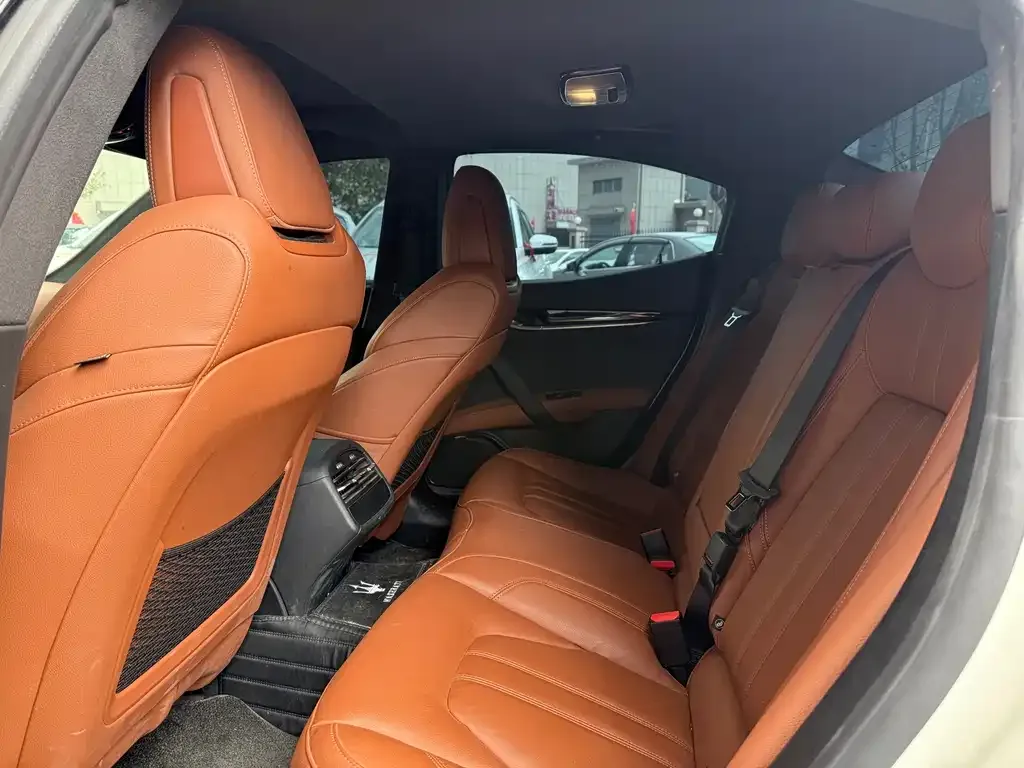 Maserati Ghibli — фото 5