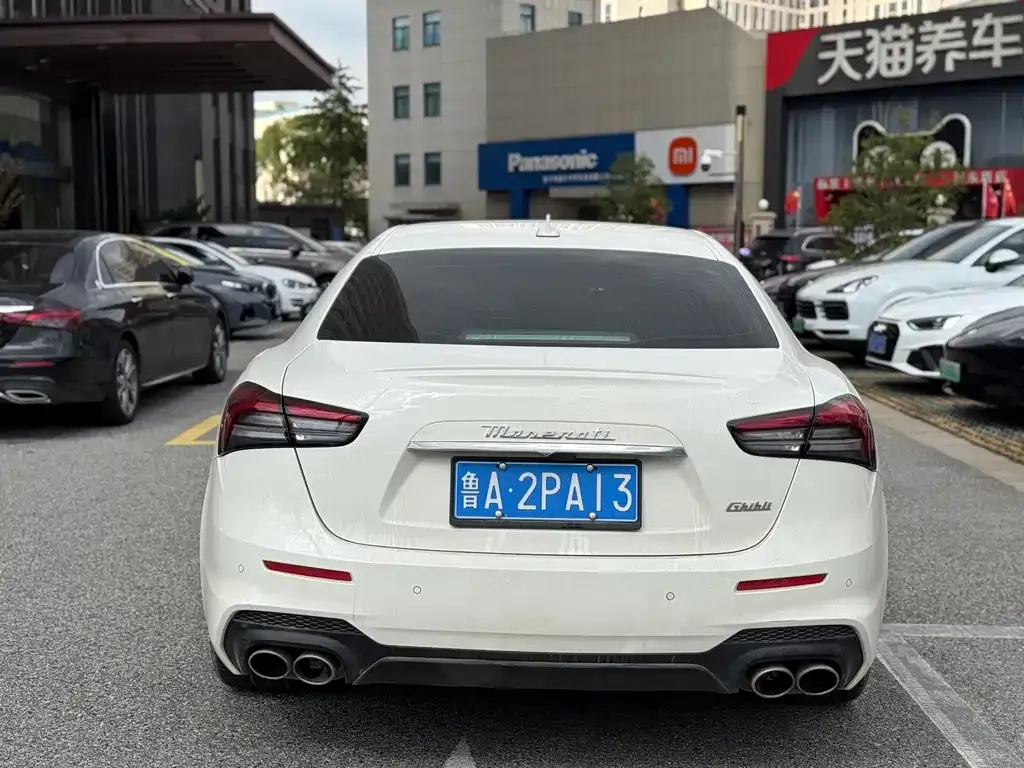 Maserati Ghibli — фото 8