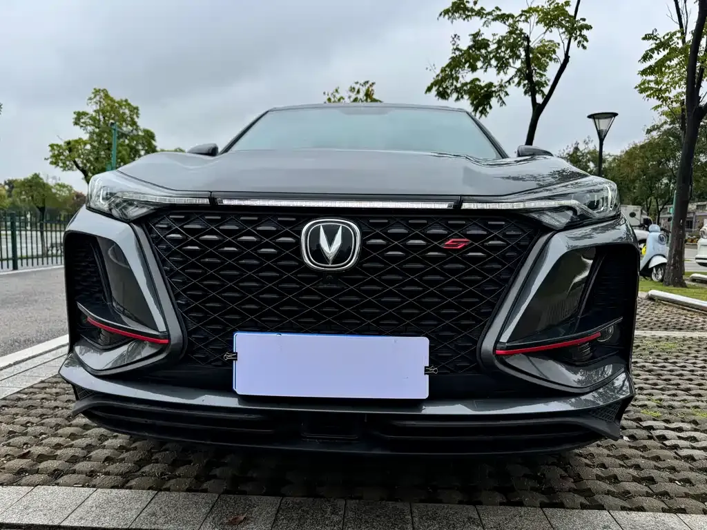Changan CS75PLUS — фото 2
