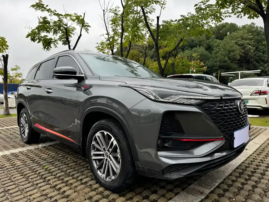 Changan CS75PLUS — фото 3