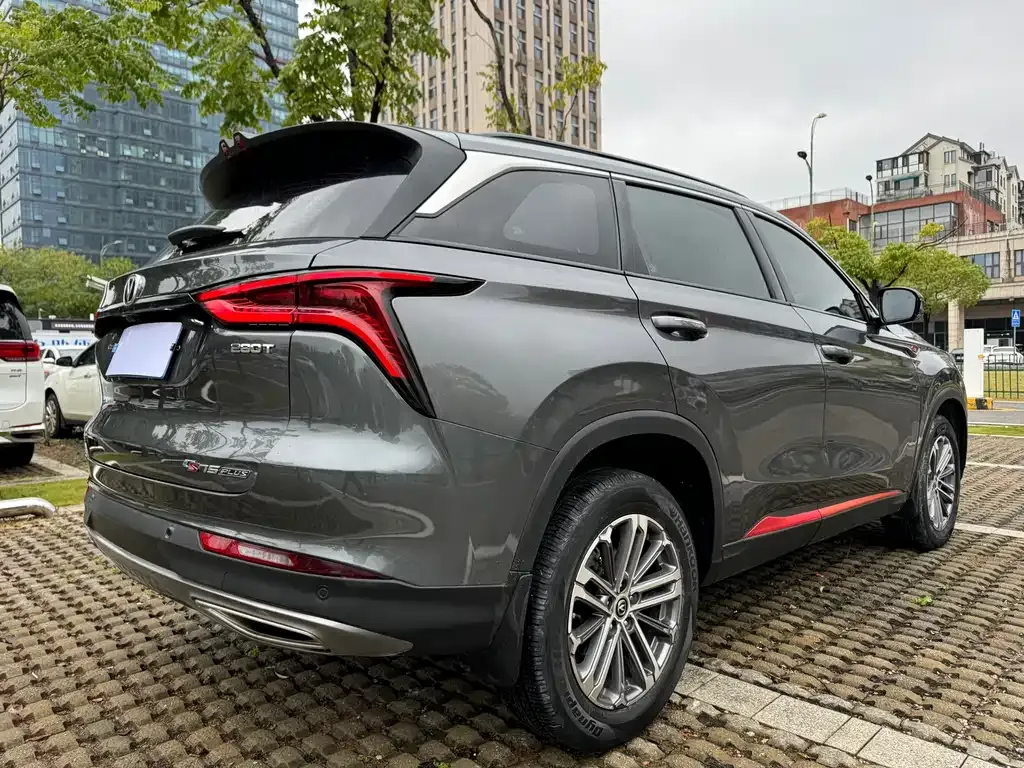 Changan CS75PLUS — фото 6