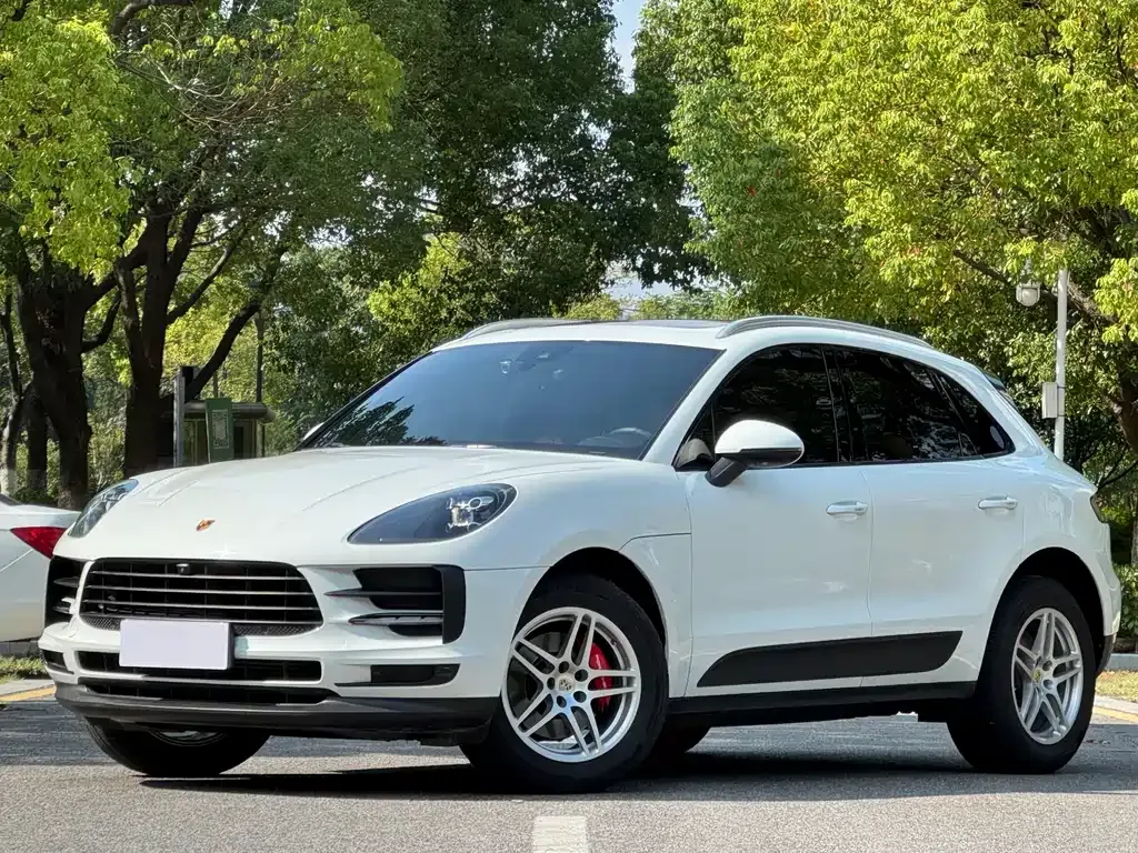 Porsche Macan — фото 1