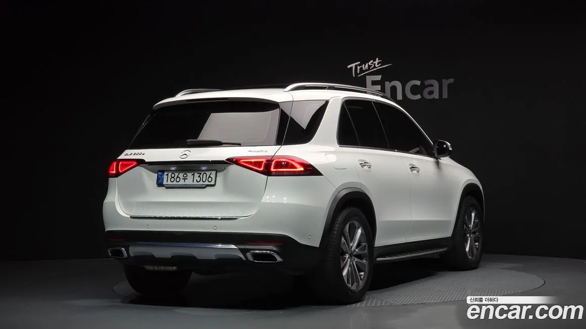 Mercedes-Benz GLE-Class — фото 2