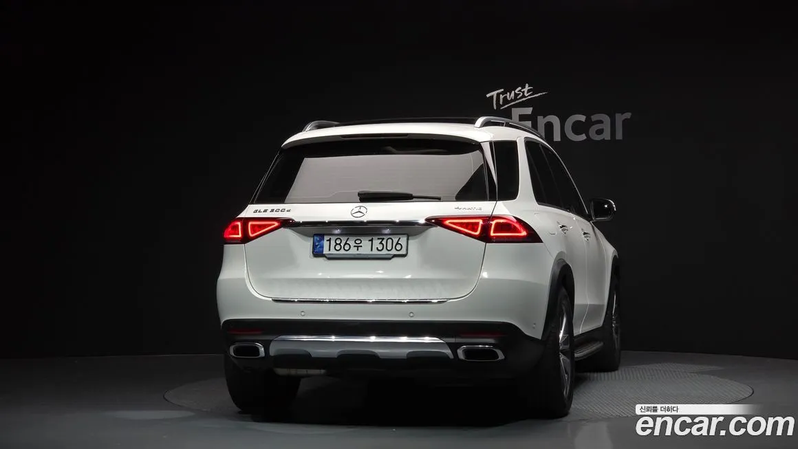 Mercedes-Benz GLE-Class — фото 4