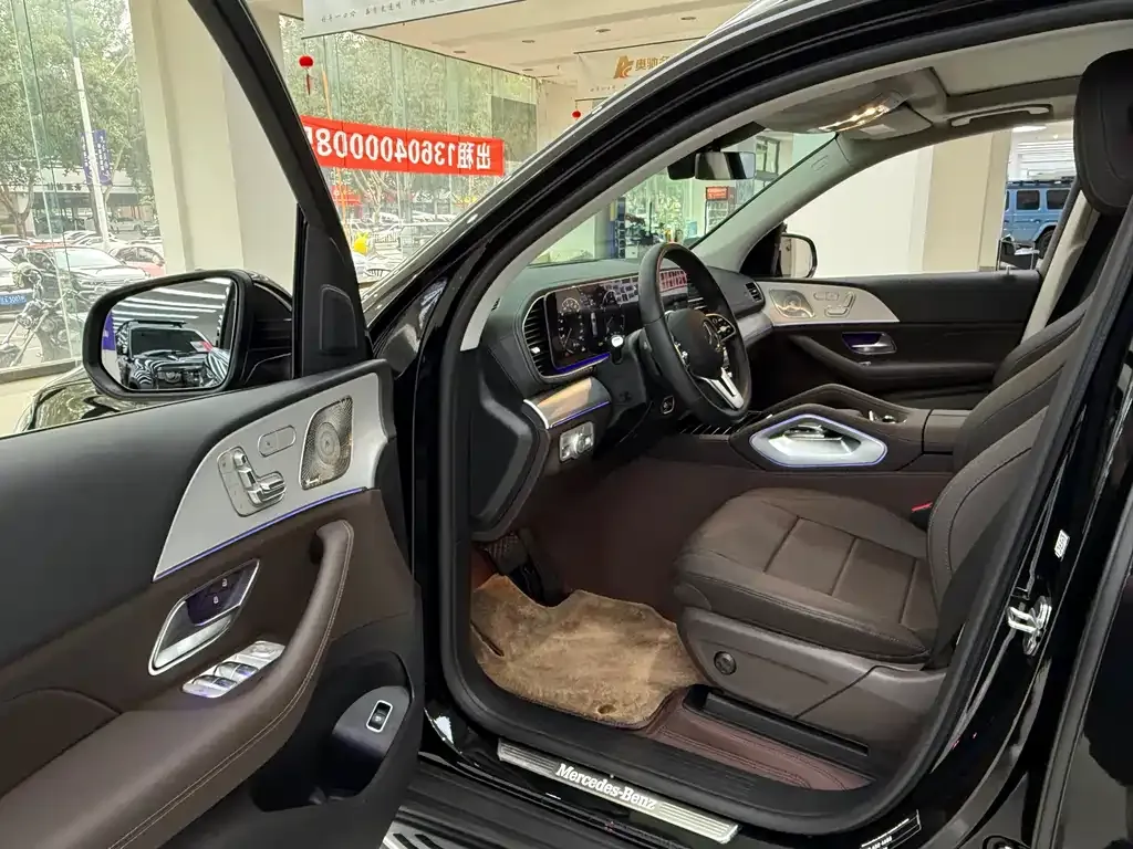 Mercedes-Benz GLE — фото 7