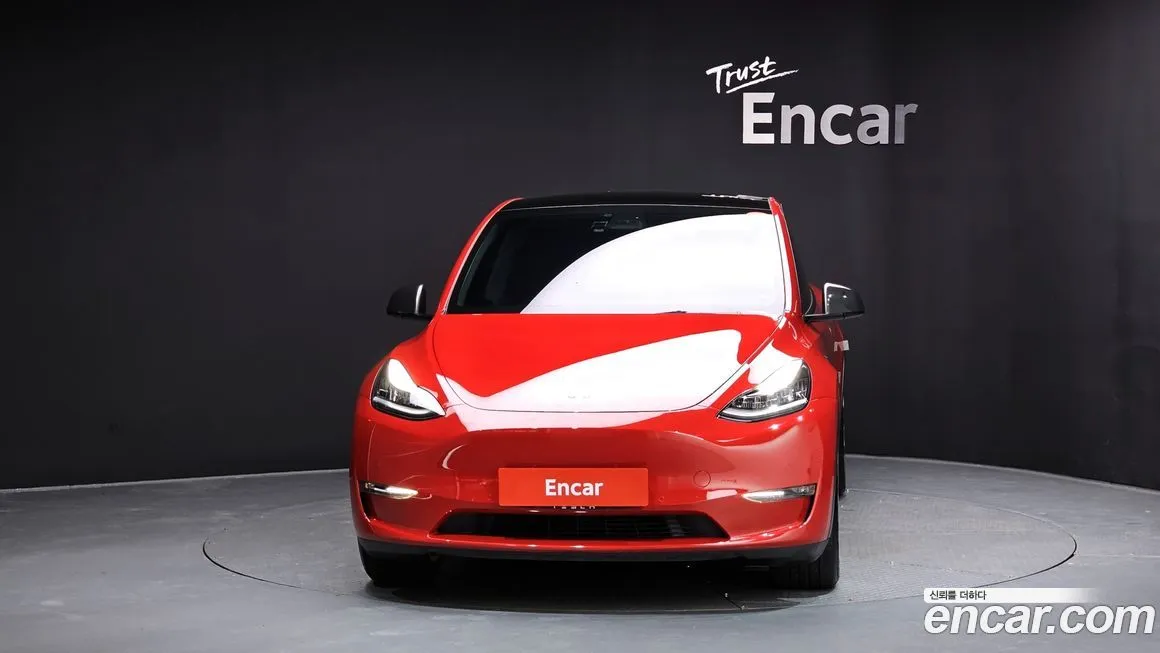 Tesla Model Y — фото 3