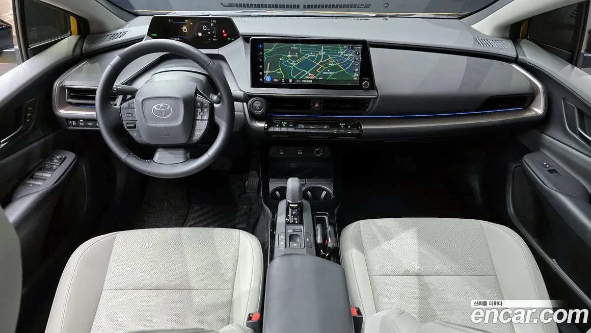 Toyota Prius — фото 7