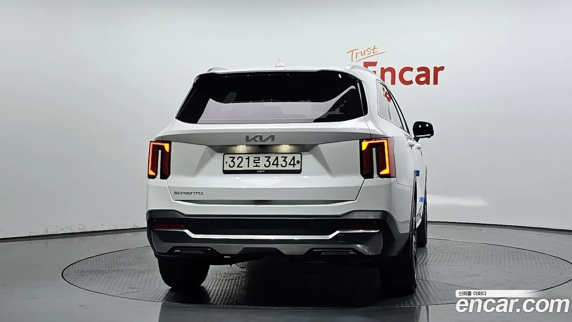 Kia Sorento — фото 4