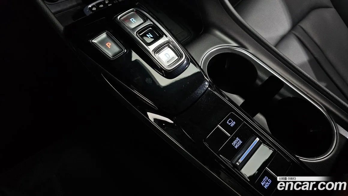 Hyundai Sonata — фото 9