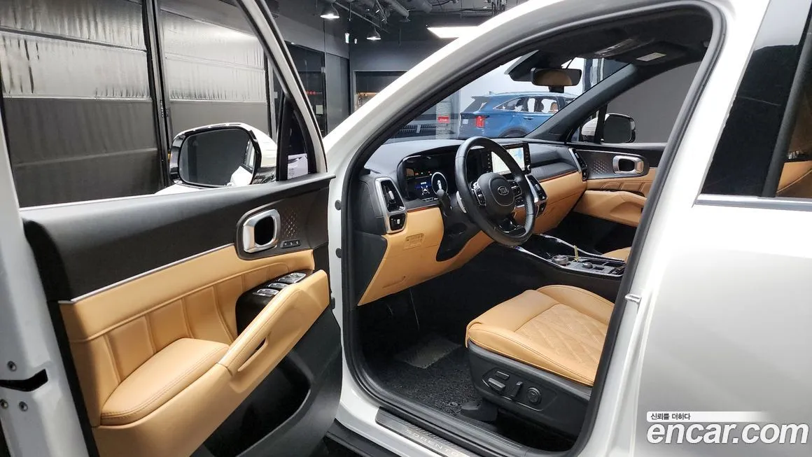 Kia Sorento — фото 10