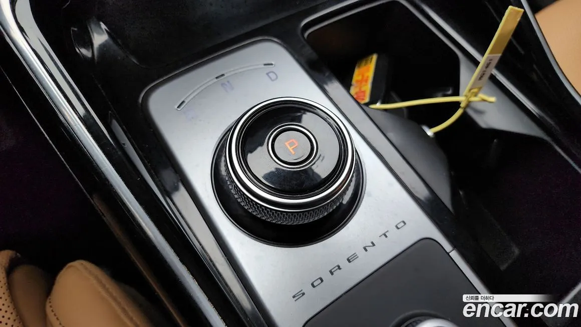 Kia Sorento — фото 9