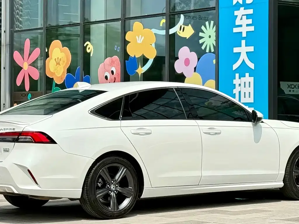 Honda Inspire — фото 7