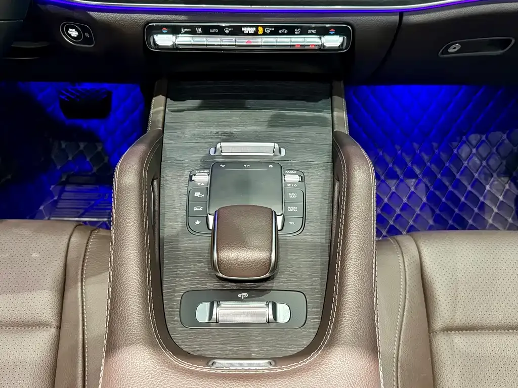 Mercedes-Benz GLE — фото 10