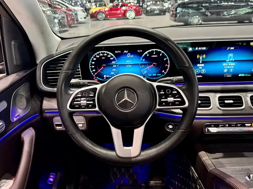 Mercedes-Benz GLE — фото 8