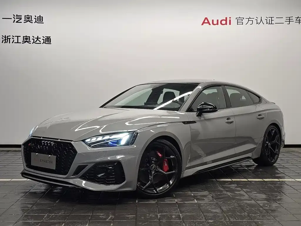 Audi RS 5 — фото 1