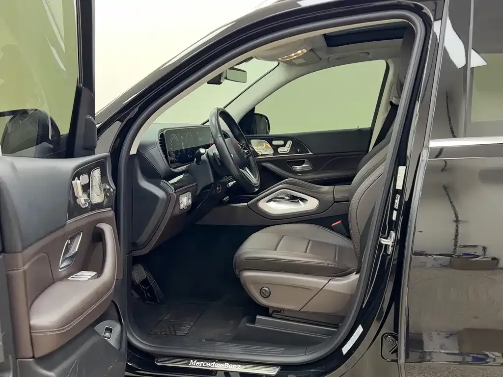Mercedes-Benz GLE — фото 10