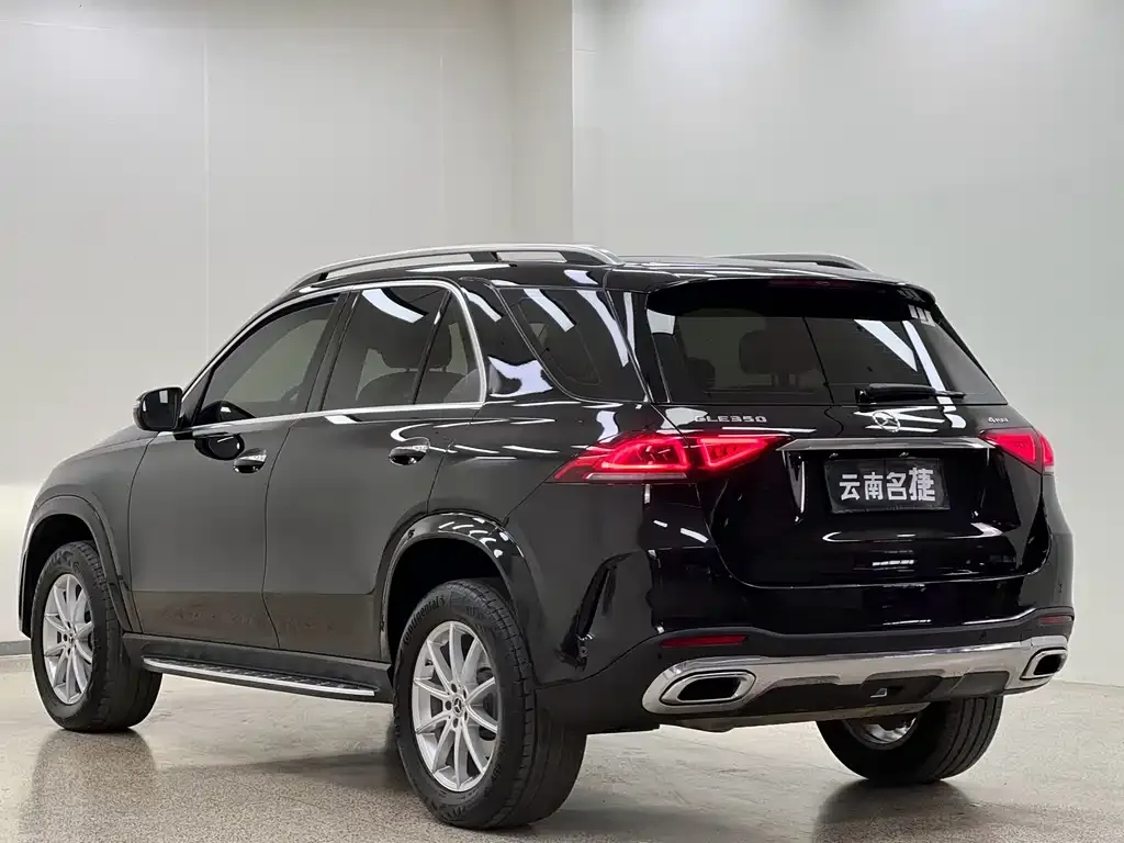 Mercedes-Benz GLE — фото 5