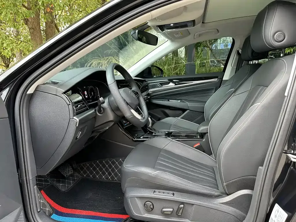 Volkswagen Passat — фото 3