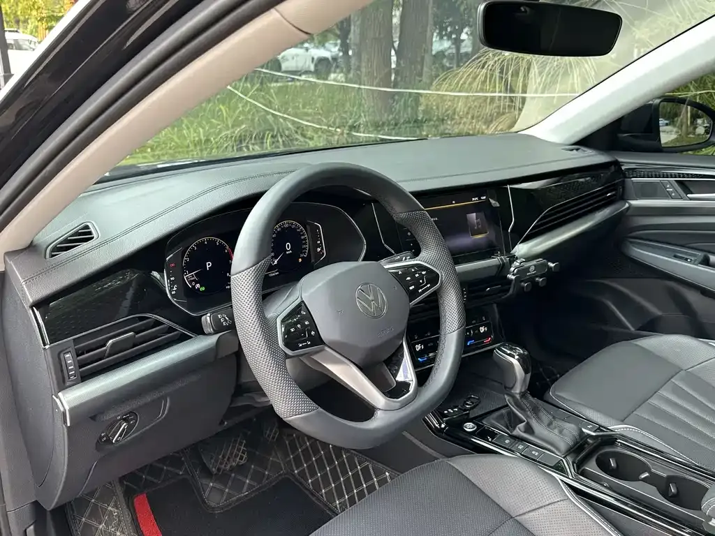 Volkswagen Passat — фото 5