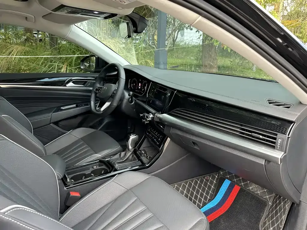 Volkswagen Passat — фото 6