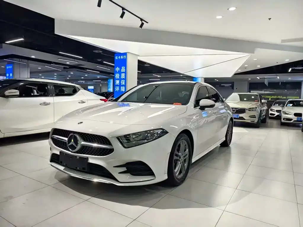 Mercedes-Benz A-Class — фото 1