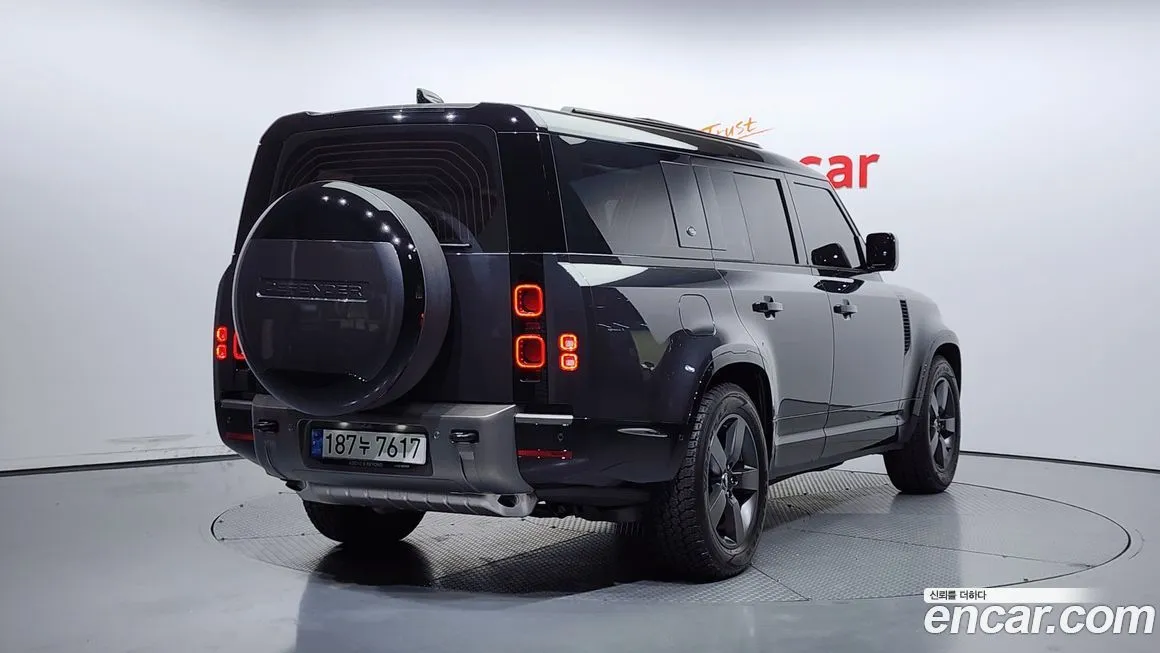 Land Rover Defender — фото 2