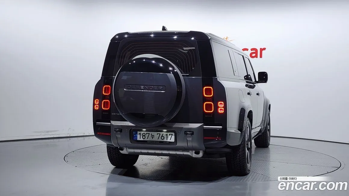 Land Rover Defender — фото 4