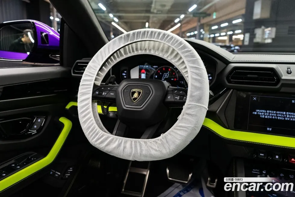Lamborghini Urus — фото 6