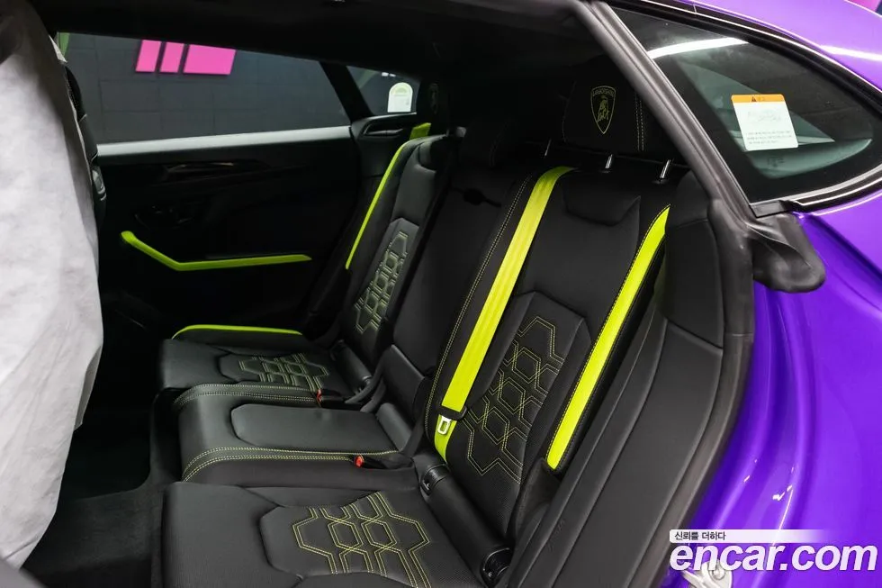 Lamborghini Urus — фото 8