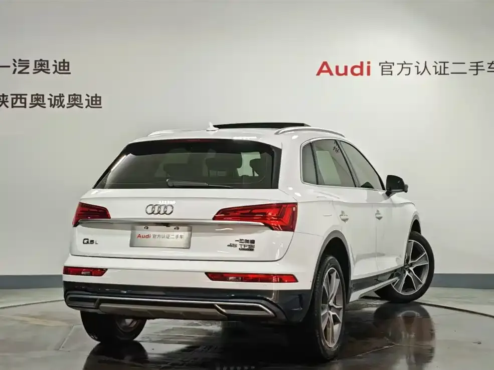 Audi Q5L — фото 4