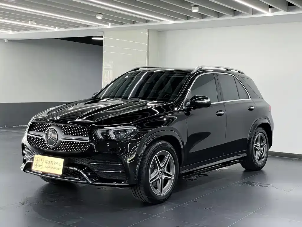 Mercedes-Benz GLE — фото 1