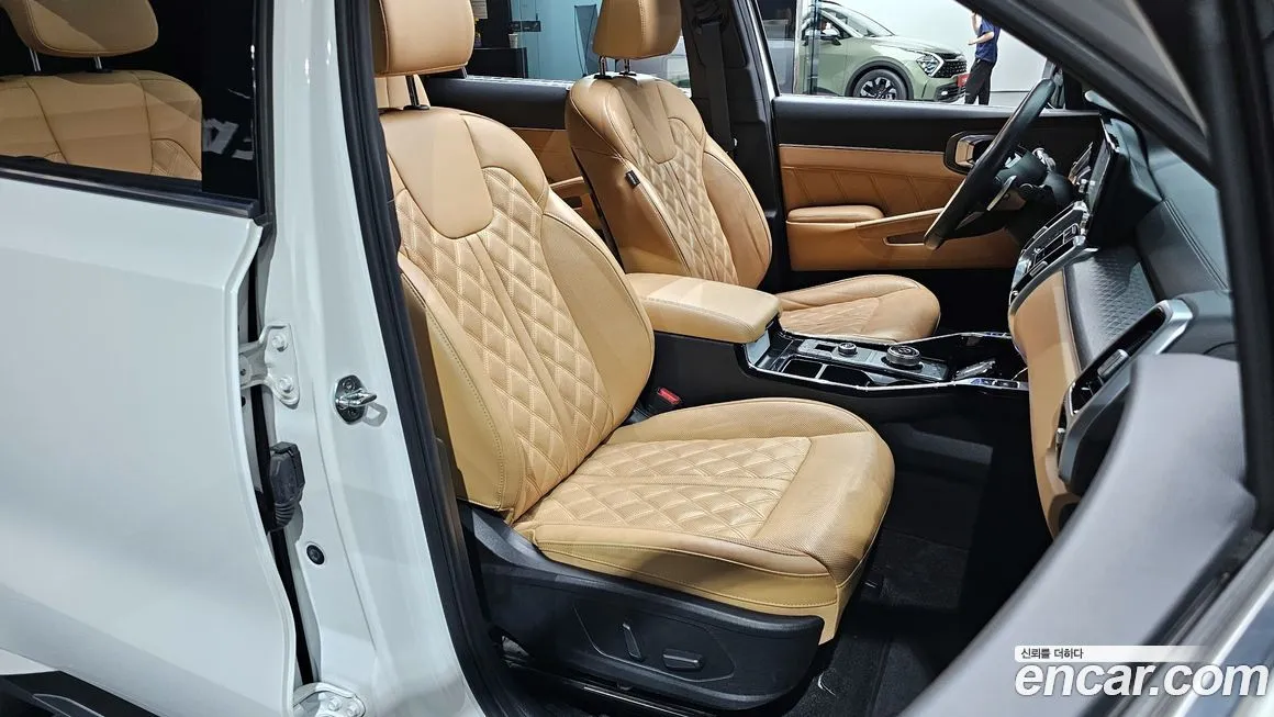 Kia Sorento — фото 10