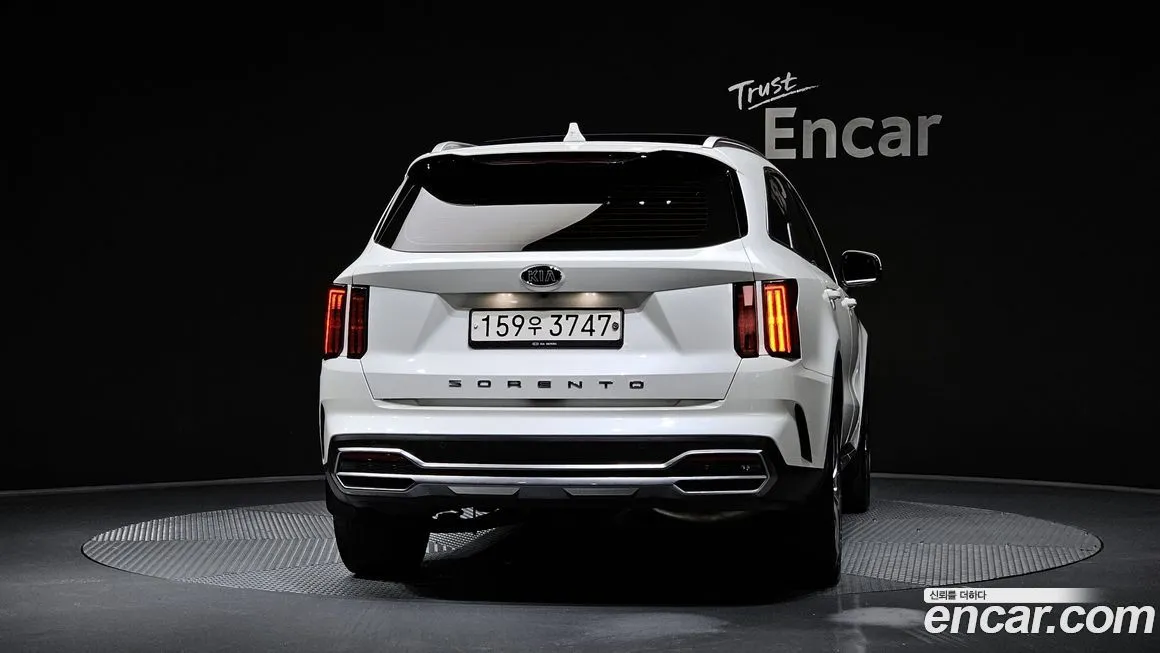 Kia Sorento — фото 4