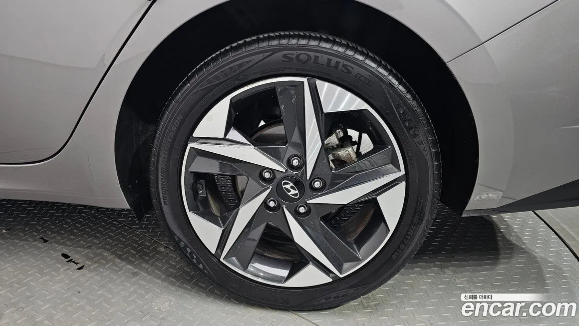 Hyundai AVANTE — фото 5
