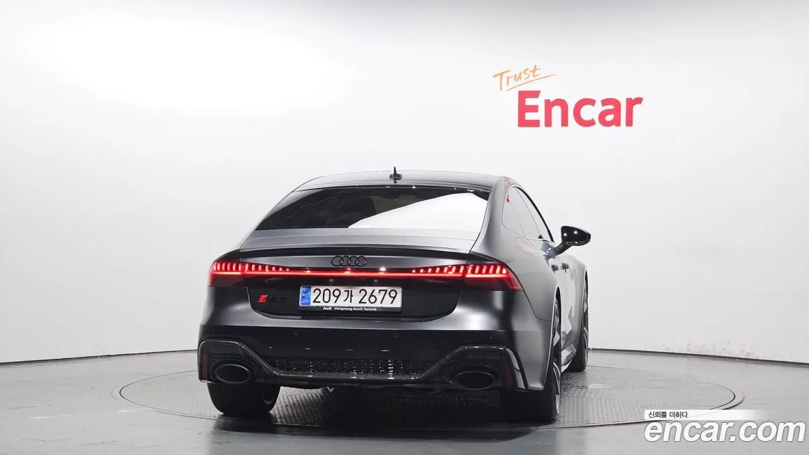 Audi RS7 — фото 4